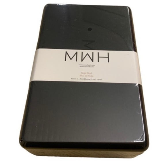 MELISSA WOOD HEALTH | Yoga Block + 1 Month Subscription Regular Price: $28.00 - Picture 4 of 4